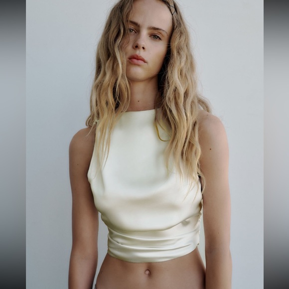 Zara open back satin effect top. Size: XS. Color: Light Green - Picture 8 of 10